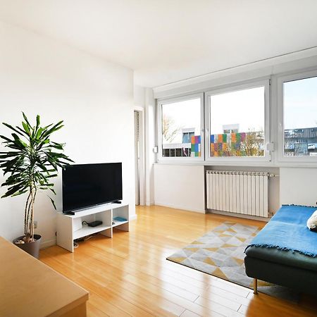 Cozy Donkey - Sporty Lake Apartment, Flexible Check-In, Netflix Zagreb Luaran gambar
